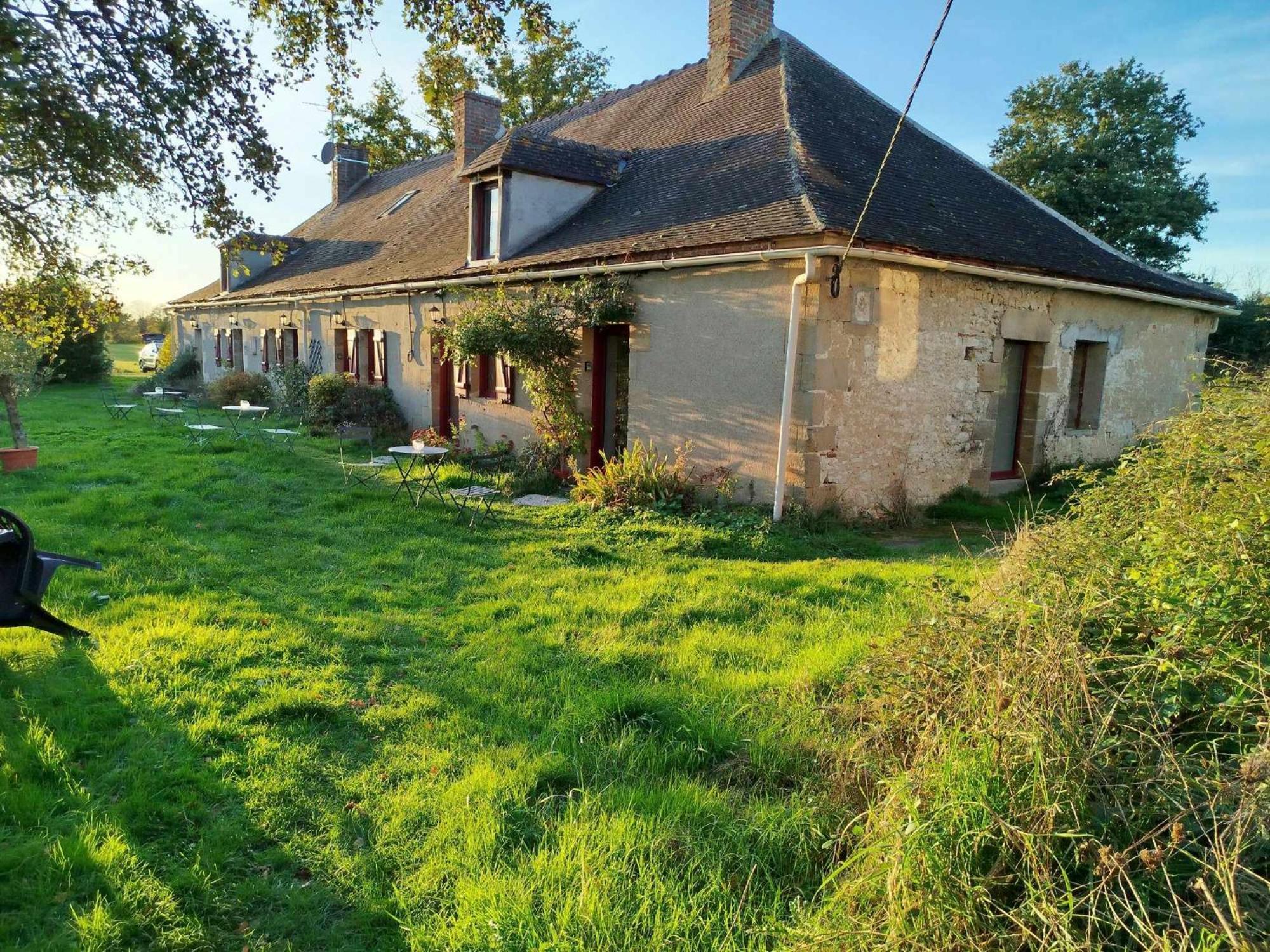 Gite Des Fours Agonges Bagian luar foto
